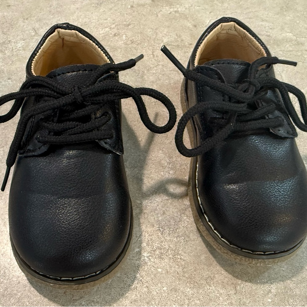 Black toddler boy dress shoes